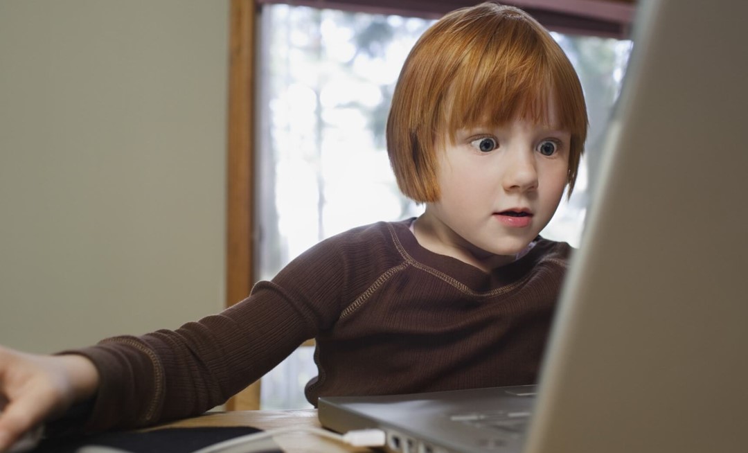 Çevrimiçi reklamlar çocukları nasıl etkiliyor? 